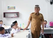 Wali Kota Metro Tinjau Program MBG di Ganjar Agung